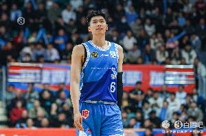 华体会官网-稍微有点铁！邹阳出场41分钟13中4&amp;三分6中1拿到15分 正负值-11